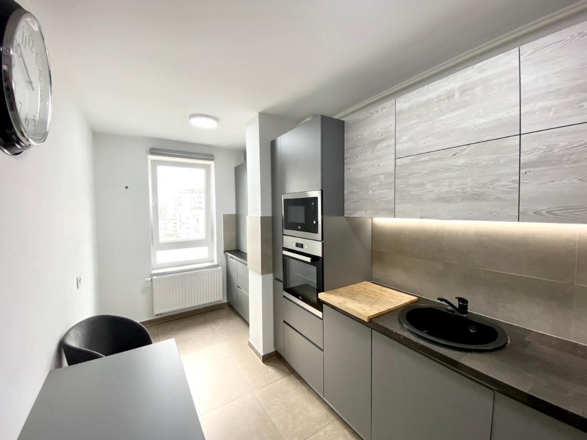 Astoria Apartment - Pet Friendly Brasov Exterior photo