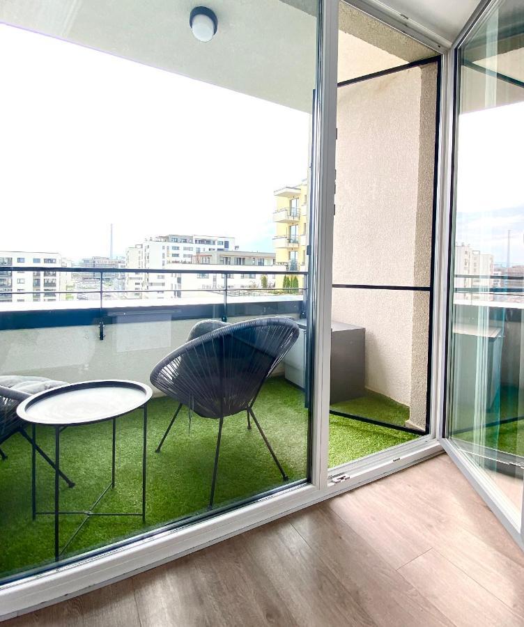 Astoria Apartment - Pet Friendly Brasov Exterior photo