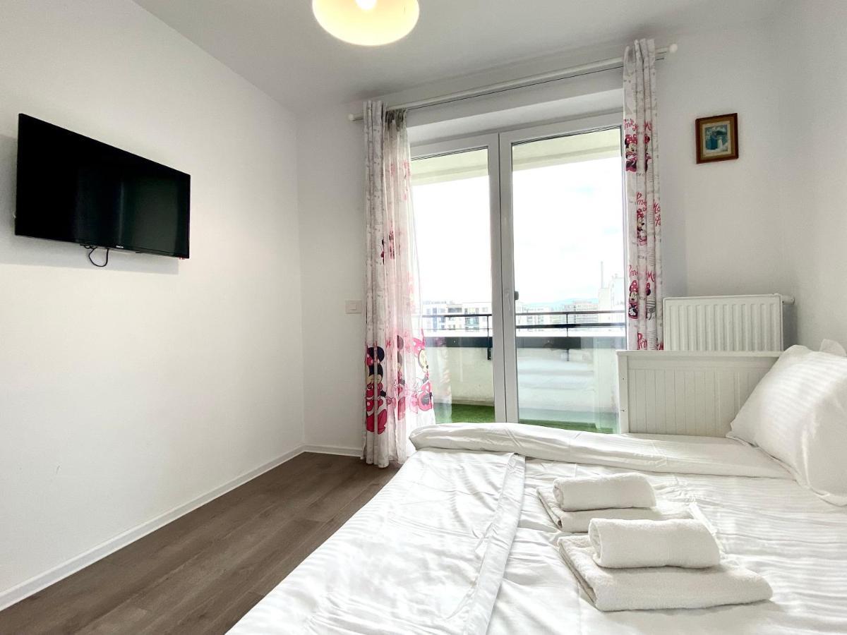 Astoria Apartment - Pet Friendly Brasov Exterior photo